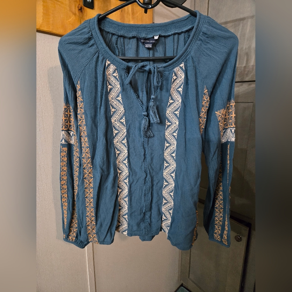 ####American Eagle Embroidered Peasant Blouse
